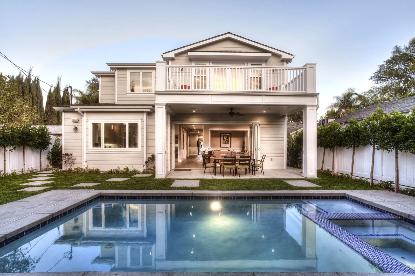 Stern Residence in Sherman Oaks, a new home built by Westec Construction